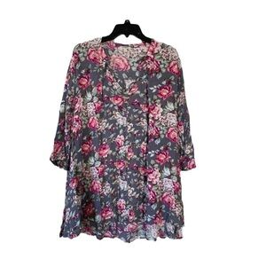 Umgee Floral Size Medium Top